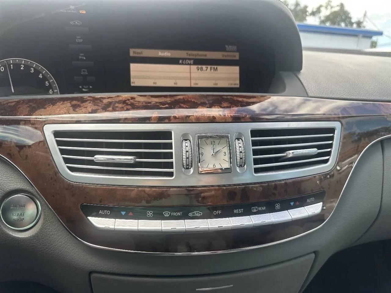 Mercedes-Benz S-Class 4dr Sdn 5.5L V8 RWD 2007