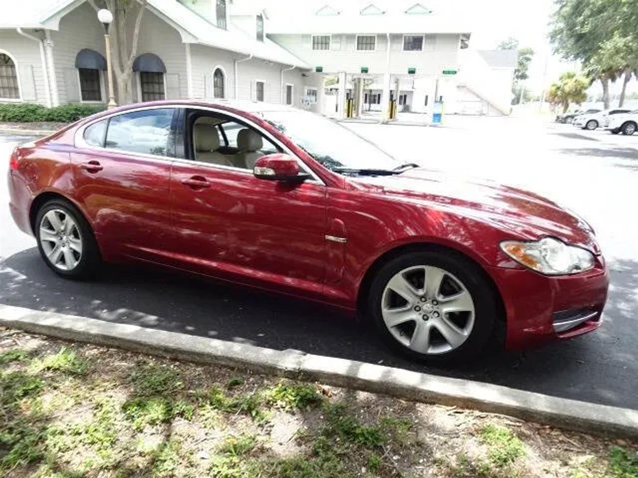 Jaguar XF 4dr Sdn Luxury 2009