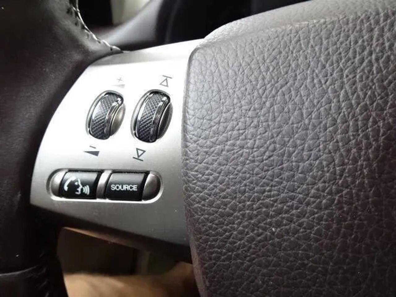 Jaguar XF 4dr Sdn Luxury 2009