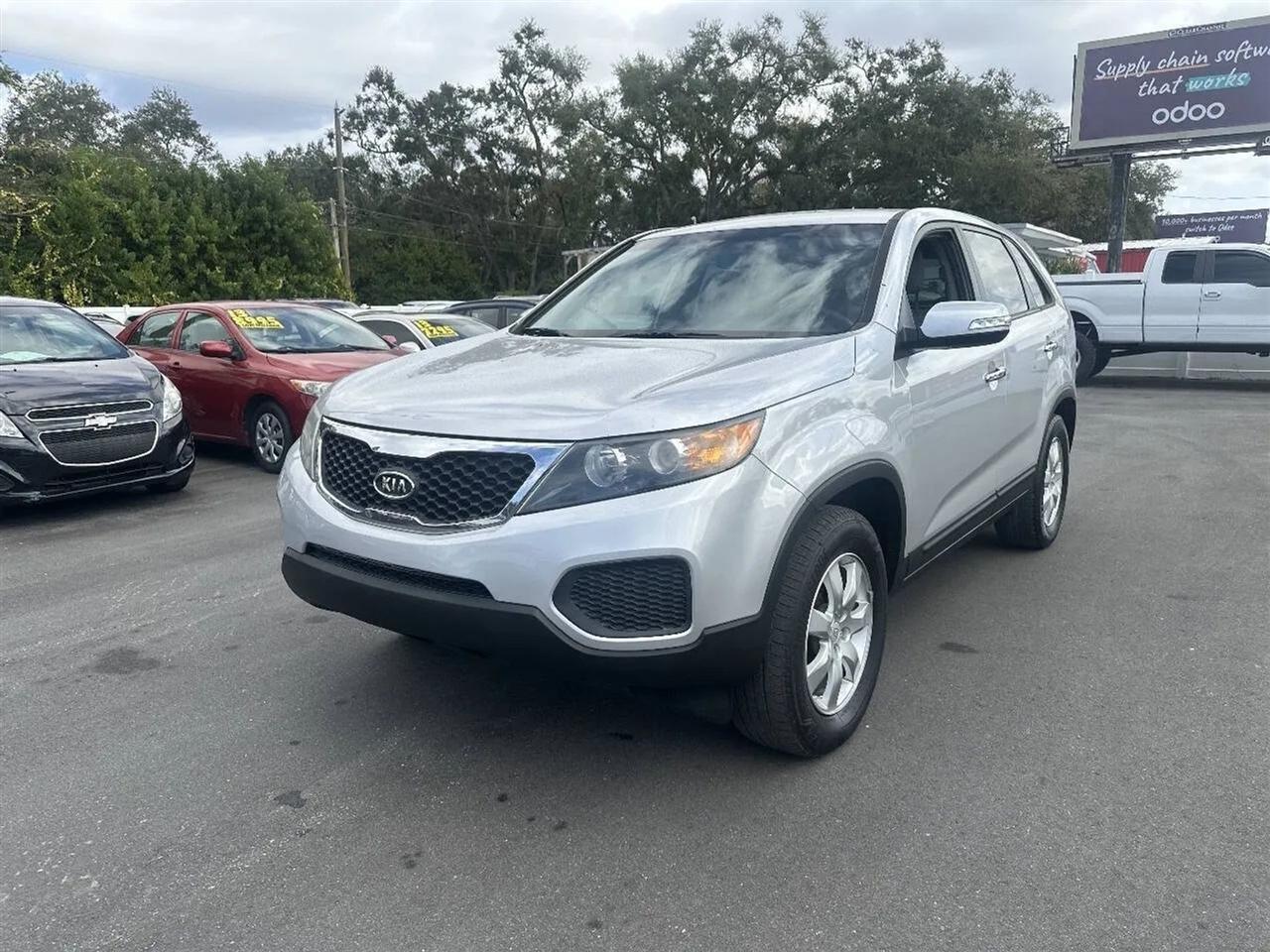 Kia Sorento 2WD 4dr I4 LX 2011