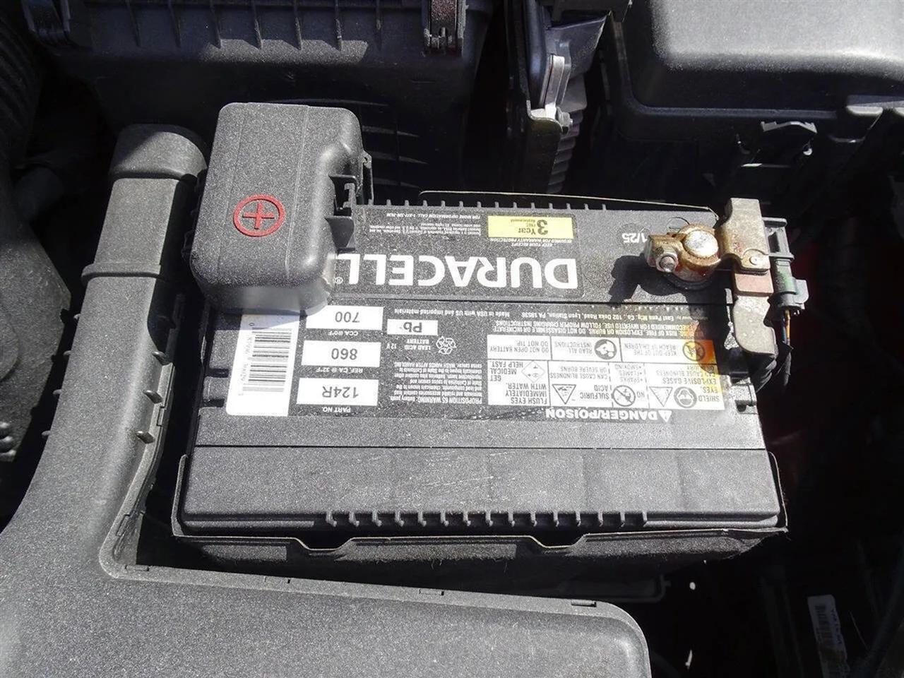 Hyundai Sonata 4dr Sdn 2.4L Auto GLS 2011