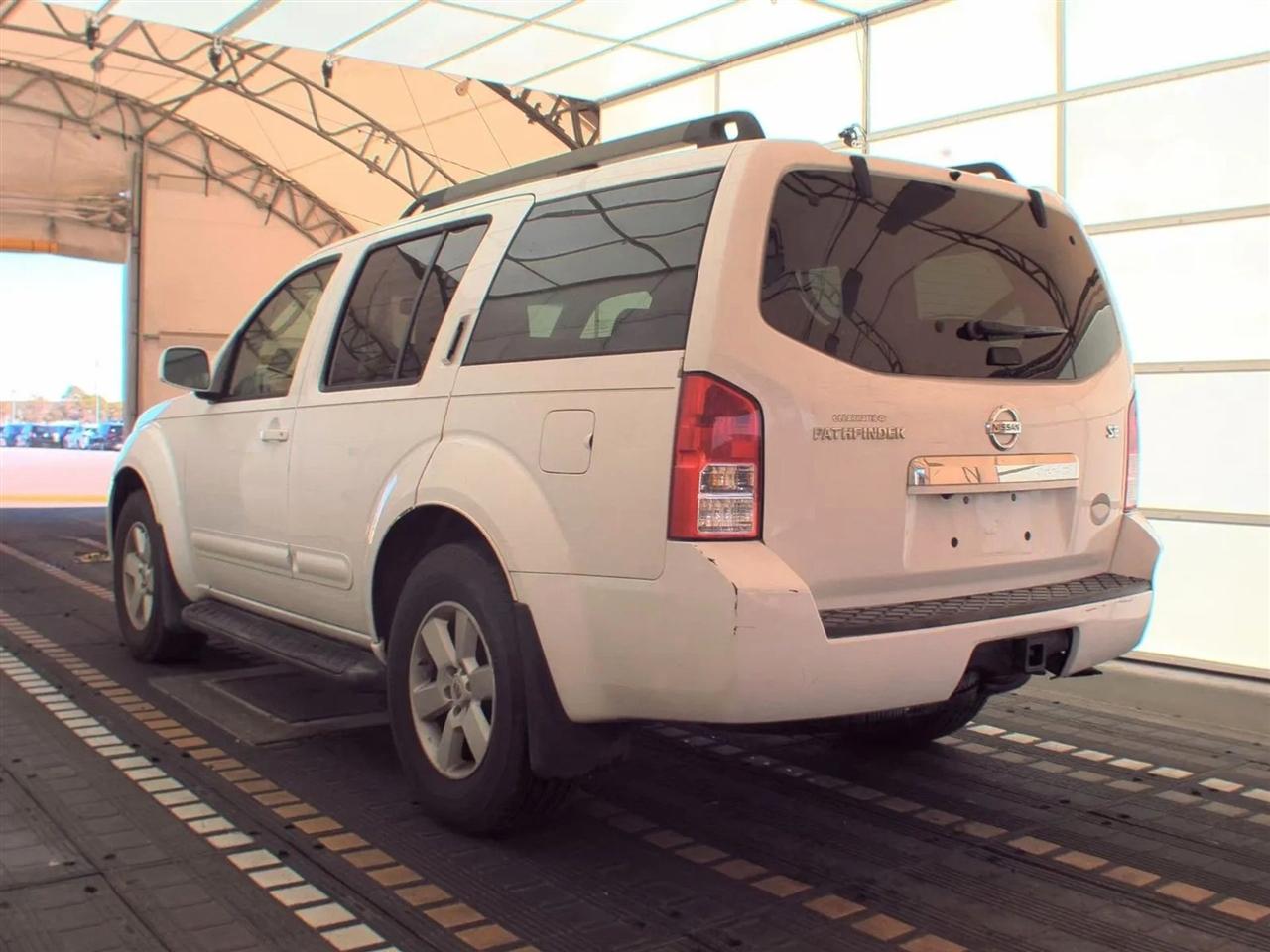 Nissan Pathfinder 2WD 4dr V6 SE 2008
