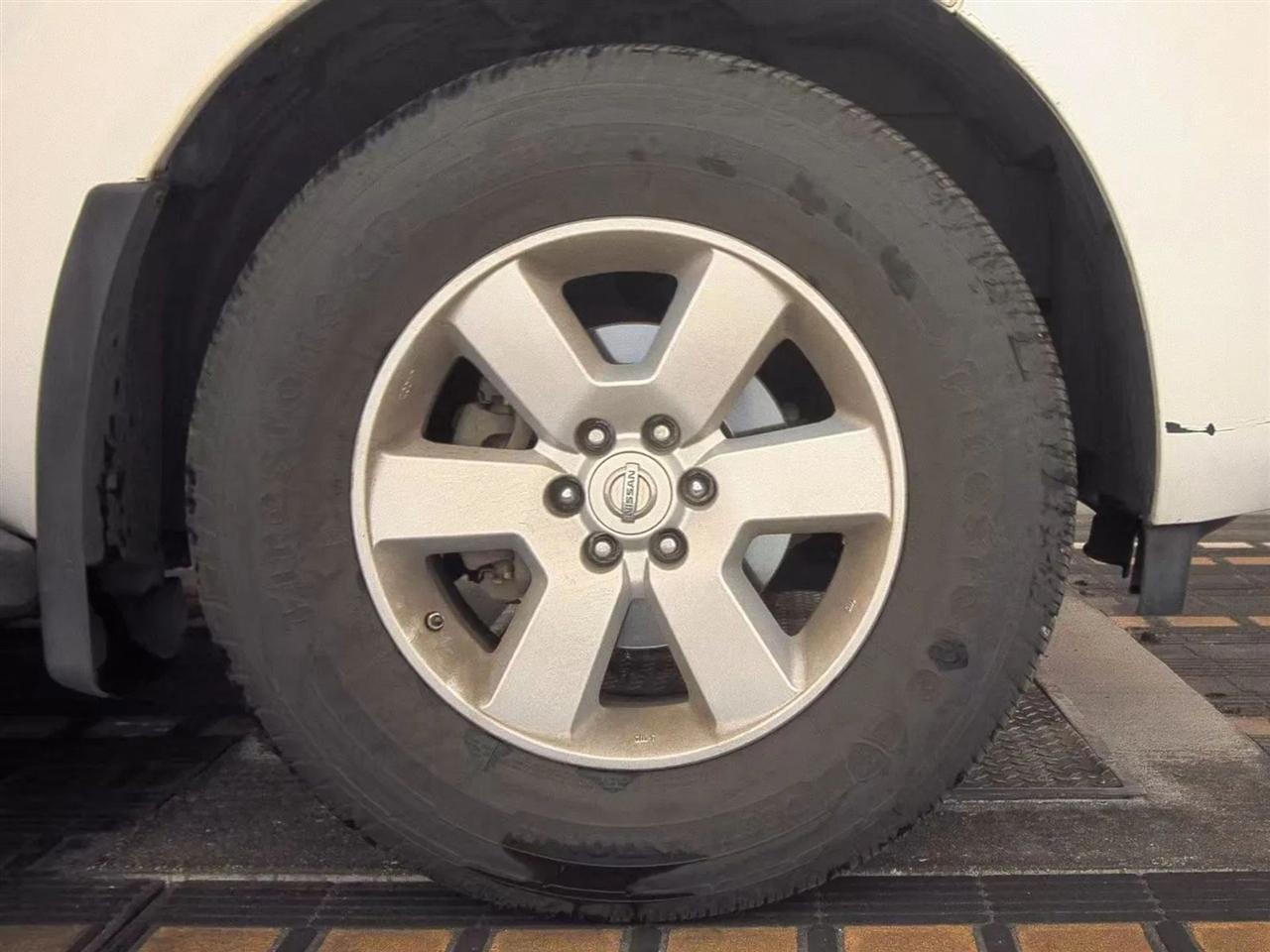 Nissan Pathfinder 2WD 4dr V6 SE 2008