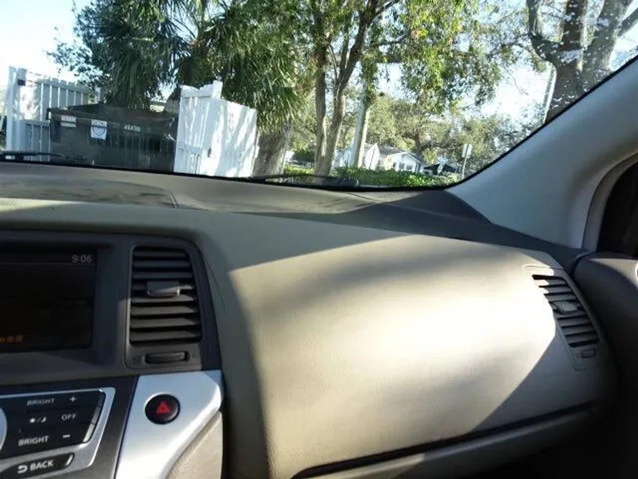 Nissan Murano 2WD 4dr SL 2009