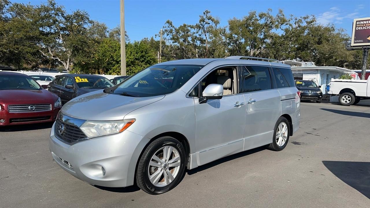 Nissan Quest 4dr SL 2015