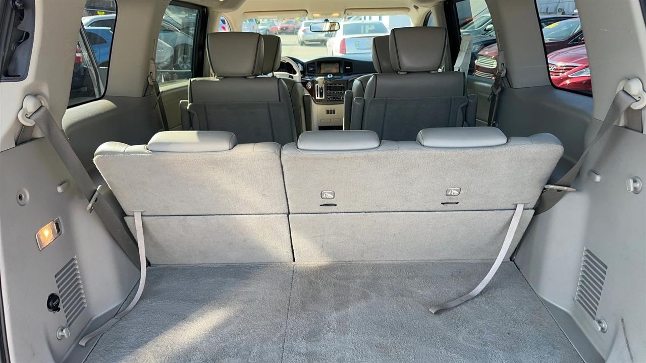 Nissan Quest 4dr SL 2015