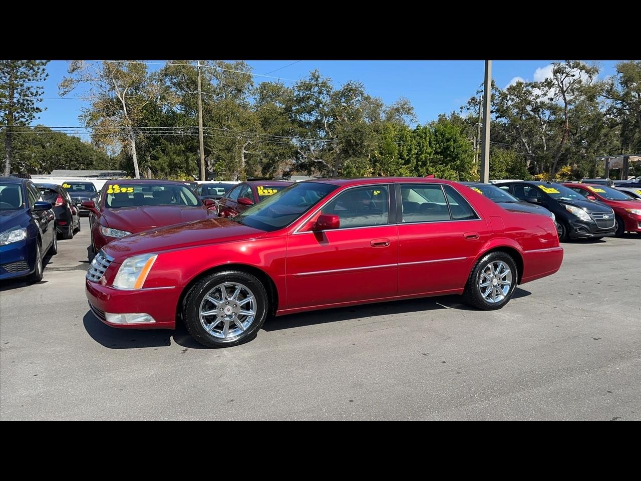 2011 Cadillac DTS Luxury Collection