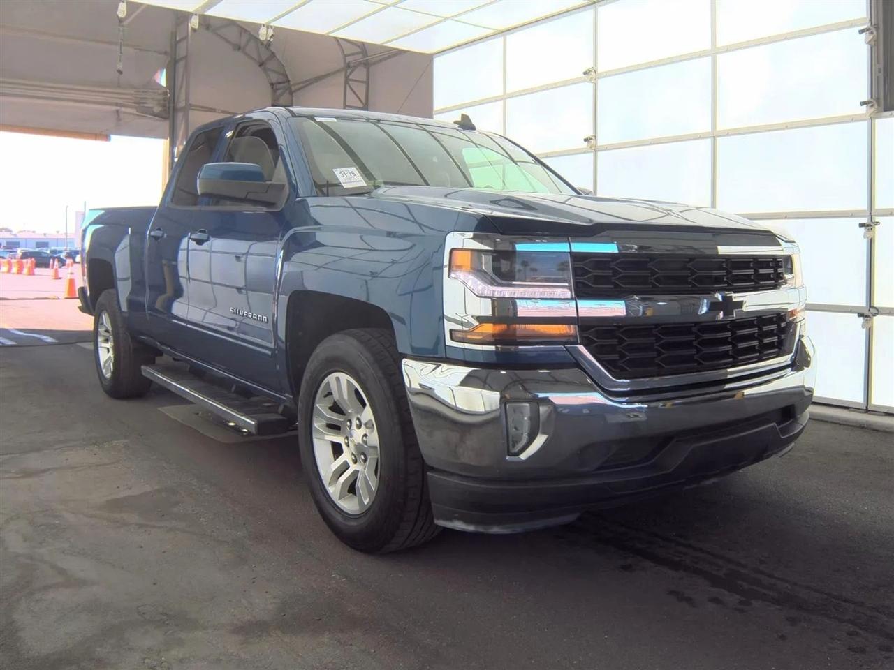 Chevrolet Silverado 1500 2WD Double Cab 143.5" LT w/1LT 2017
