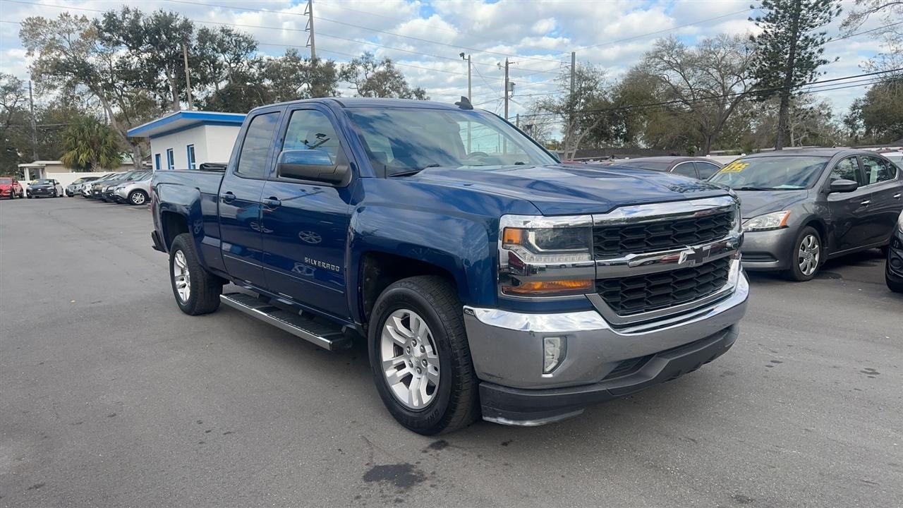 Chevrolet Silverado 1500 2WD Double Cab 143.5" LT w/1LT 2017