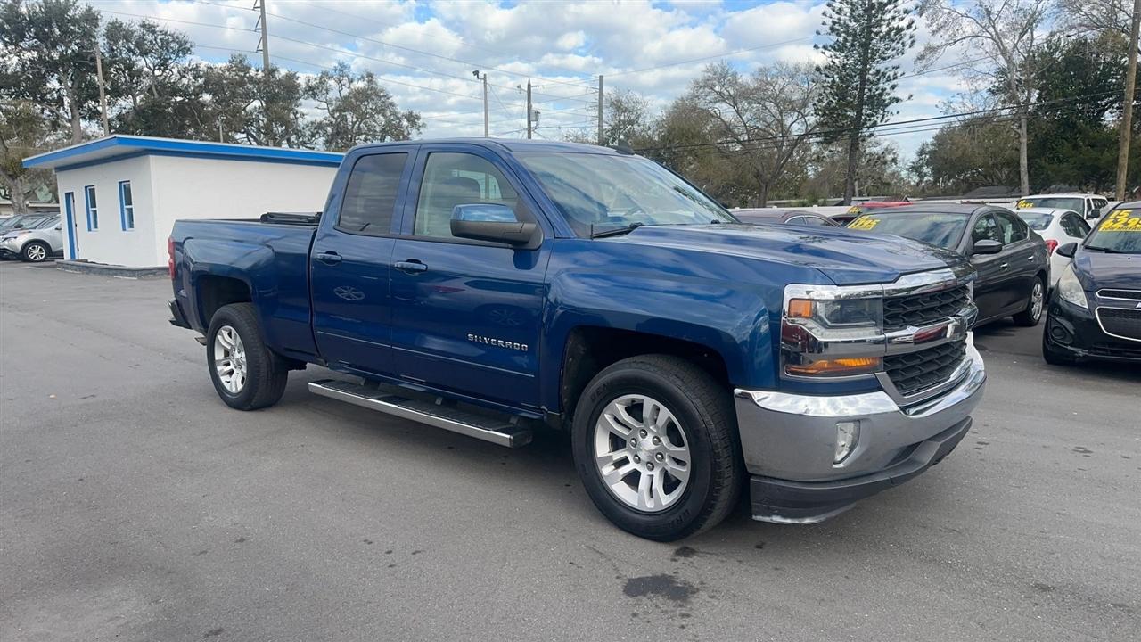 Chevrolet Silverado 1500 2WD Double Cab 143.5" LT w/1LT 2017