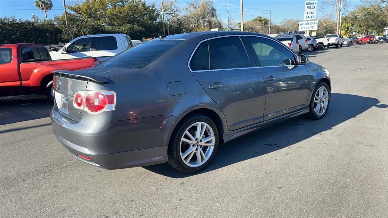 Volkswagen Jetta Sedan 4dr Auto 2.5 2007