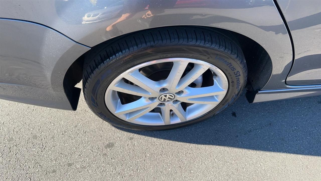 Volkswagen Jetta Sedan 4dr Auto 2.5 2007