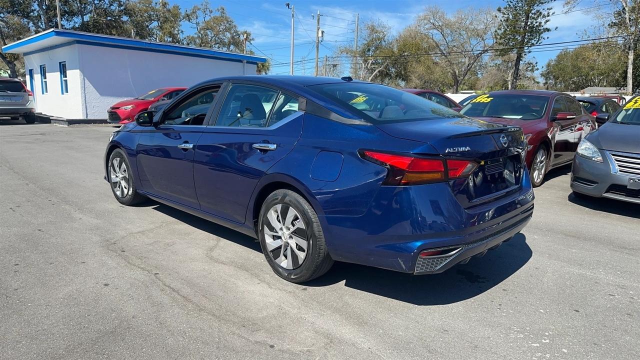 Nissan Altima 2.5 S Sedan 2020