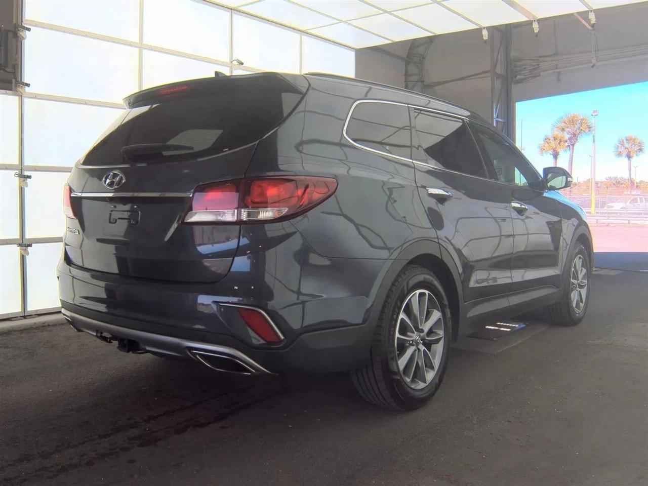 Hyundai Santa Fe SE 3.3L Auto 2017