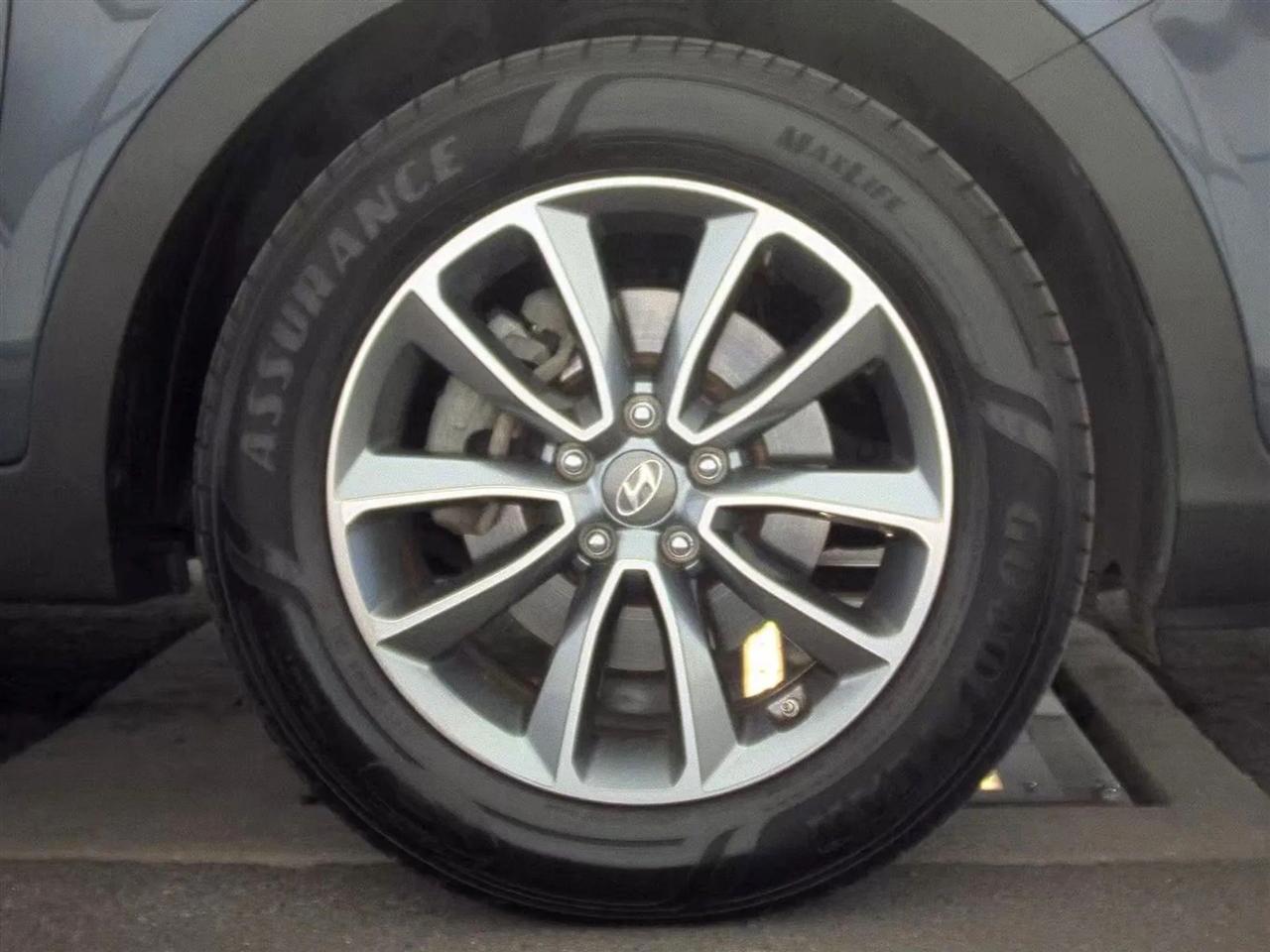 Hyundai Santa Fe SE 3.3L Auto 2017