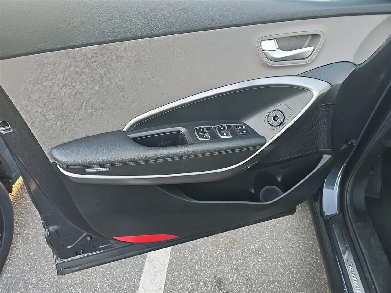 Hyundai Santa Fe SE 3.3L Auto 2017