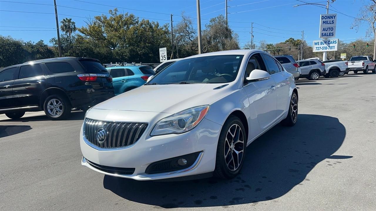 Buick Regal 4dr Sdn Sport Touring FWD 2017