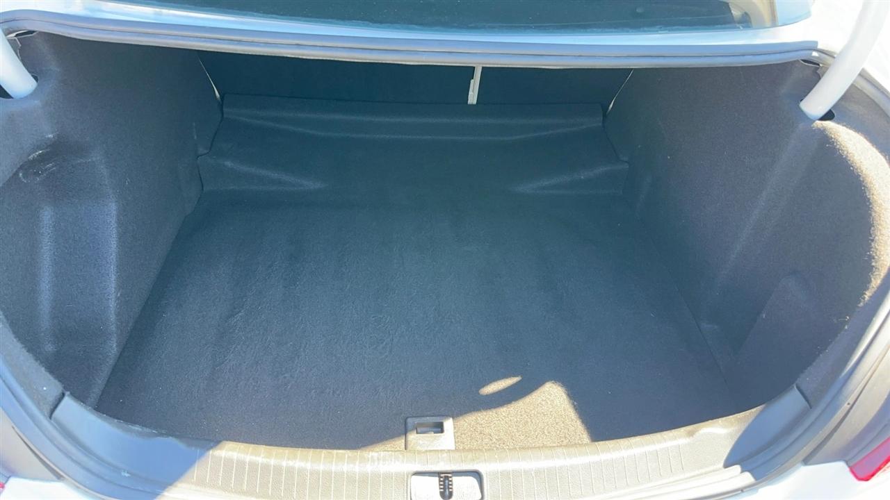 Buick Regal 4dr Sdn Sport Touring FWD 2017