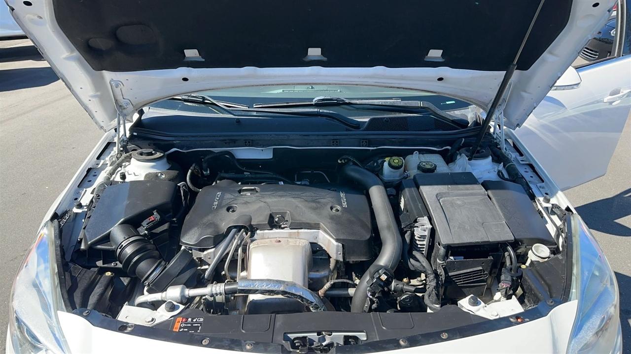 Buick Regal 4dr Sdn Sport Touring FWD 2017