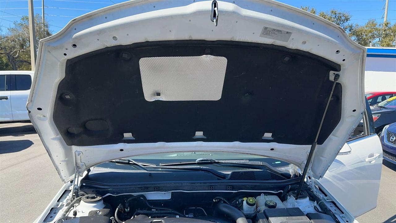 Buick Regal 4dr Sdn Sport Touring FWD 2017