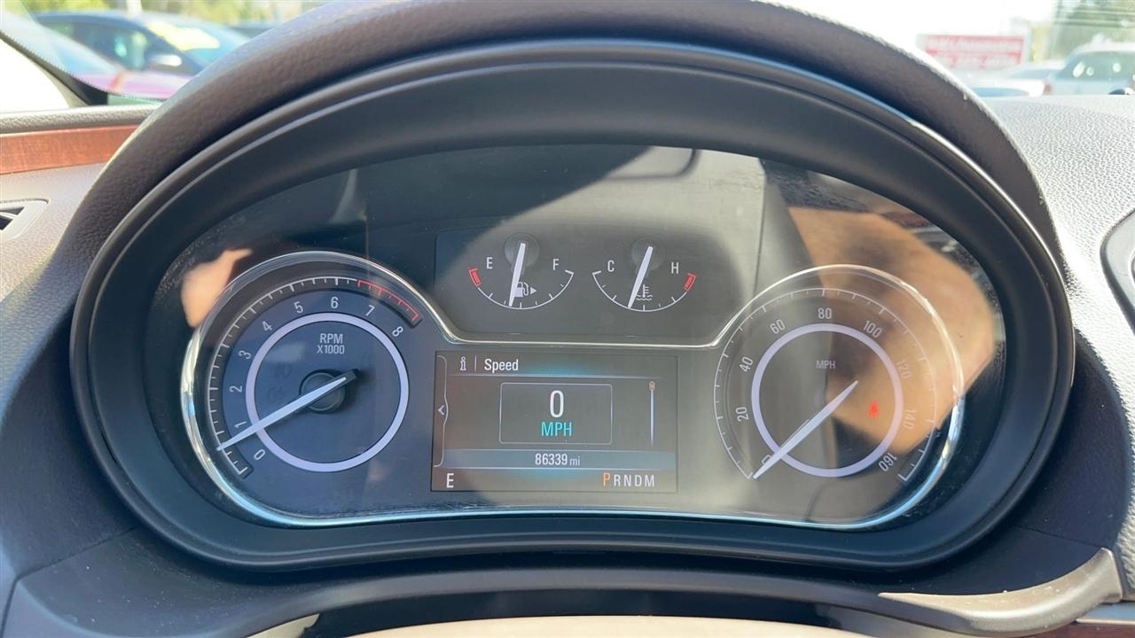 Buick Regal 4dr Sdn Sport Touring FWD 2017