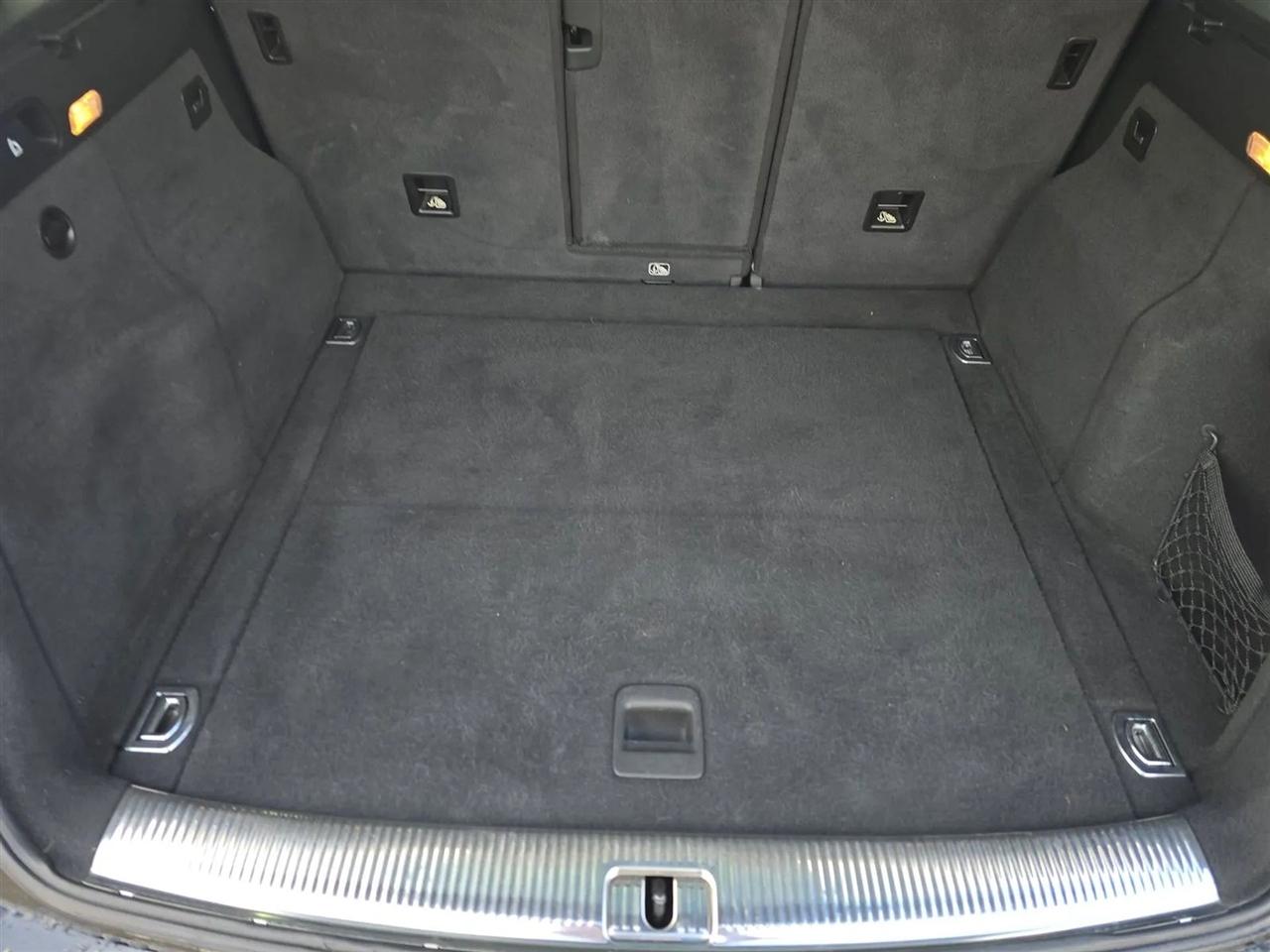 Audi Q5 quattro 4dr 3.0T Prestige 2015