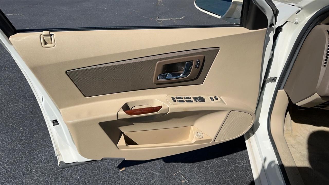 Cadillac CTS 4dr Sdn 3.6L 2007