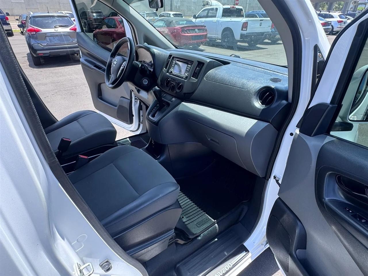 Nissan NV200 Compact Cargo I4 SV 2019