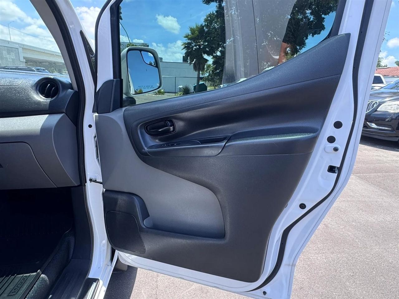 Nissan NV200 Compact Cargo I4 SV 2019
