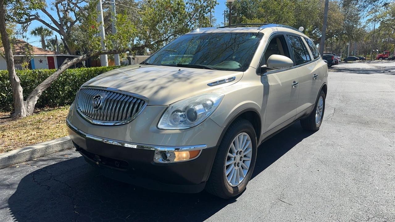 Buick Enclave FWD 4dr Leather 2012