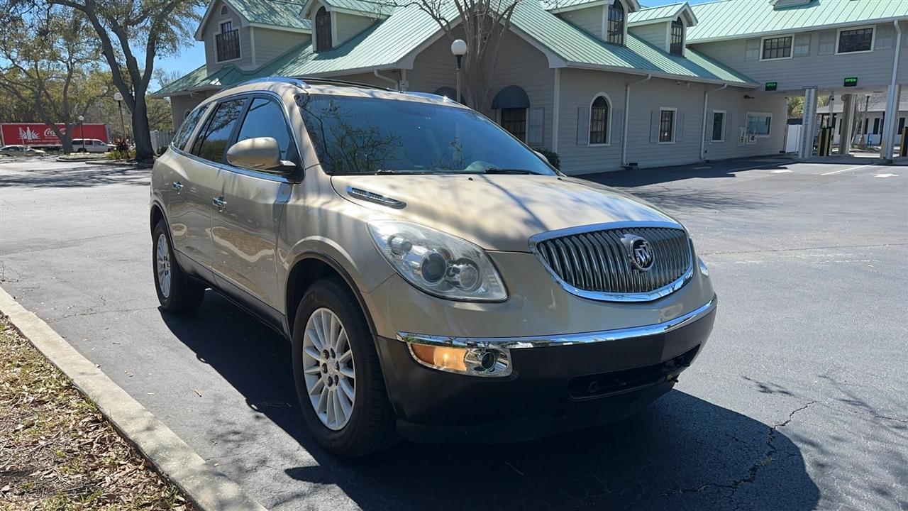Buick Enclave FWD 4dr Leather 2012