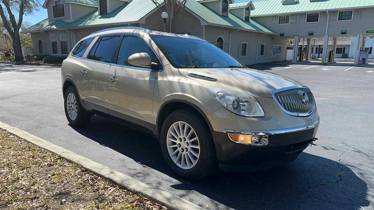 Buick Enclave FWD 4dr Leather 2012