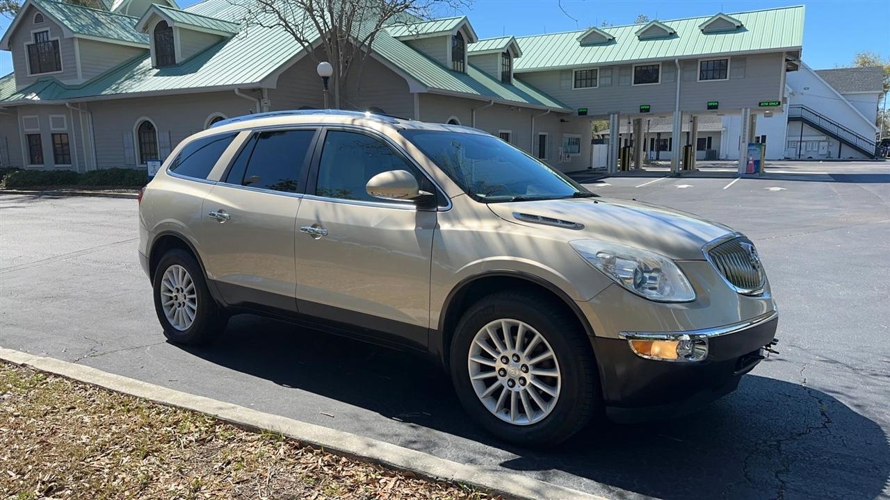 Buick Enclave FWD 4dr Leather 2012