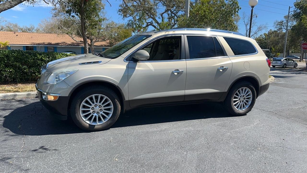 Buick Enclave FWD 4dr Leather 2012