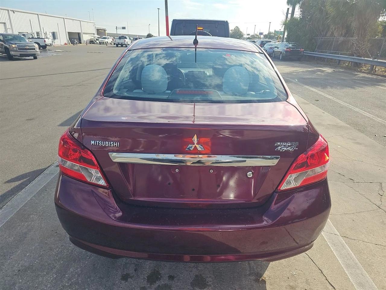 Mitsubishi Mirage G4 ES CVT 2017