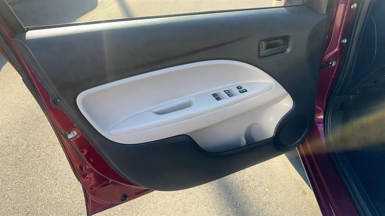 Mitsubishi Mirage G4 ES CVT 2017