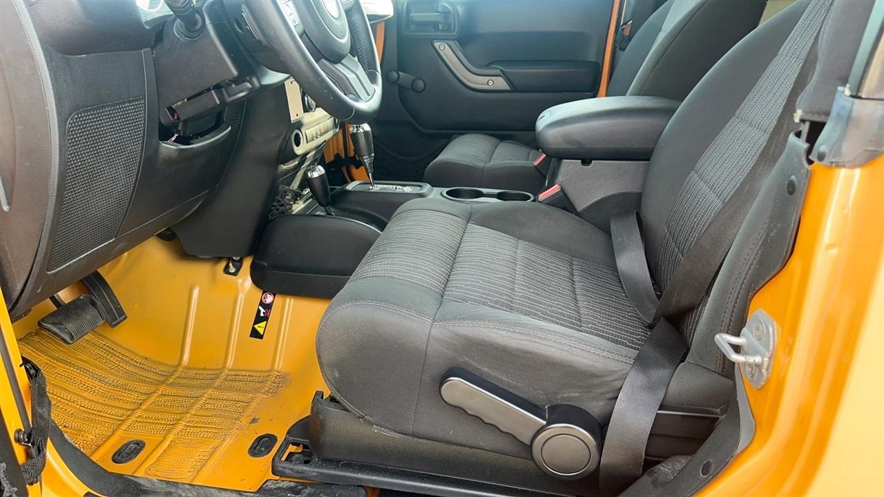 Jeep Wrangler 4WD 2dr Sport 2012