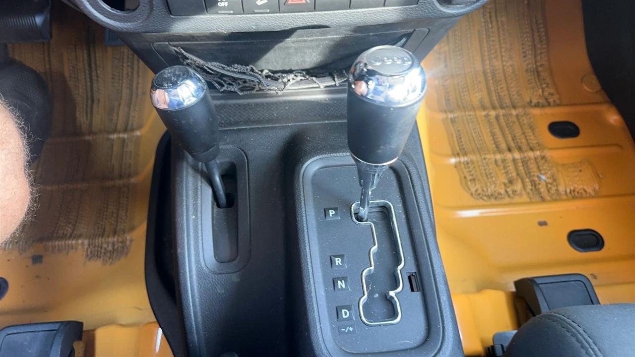 Jeep Wrangler 4WD 2dr Sport 2012