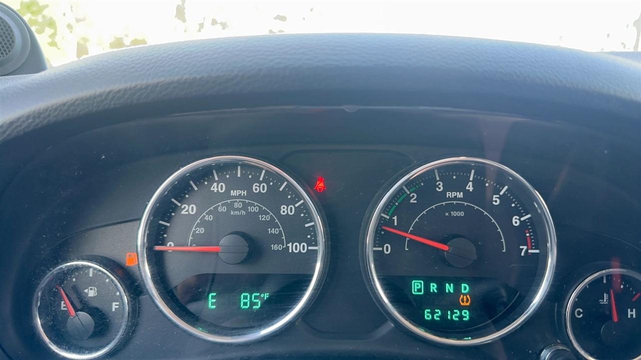 Jeep Wrangler 4WD 2dr Sport 2012