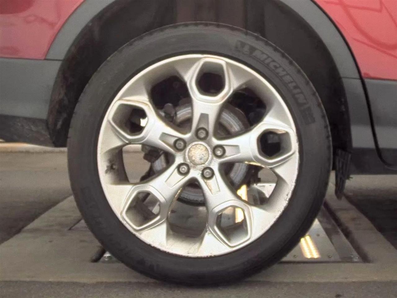 Ford Escape FWD 4dr Titanium 2016