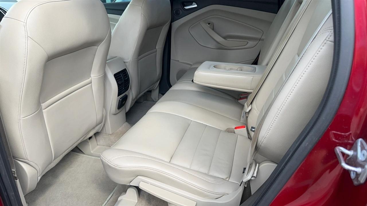 Ford Escape FWD 4dr Titanium 2016