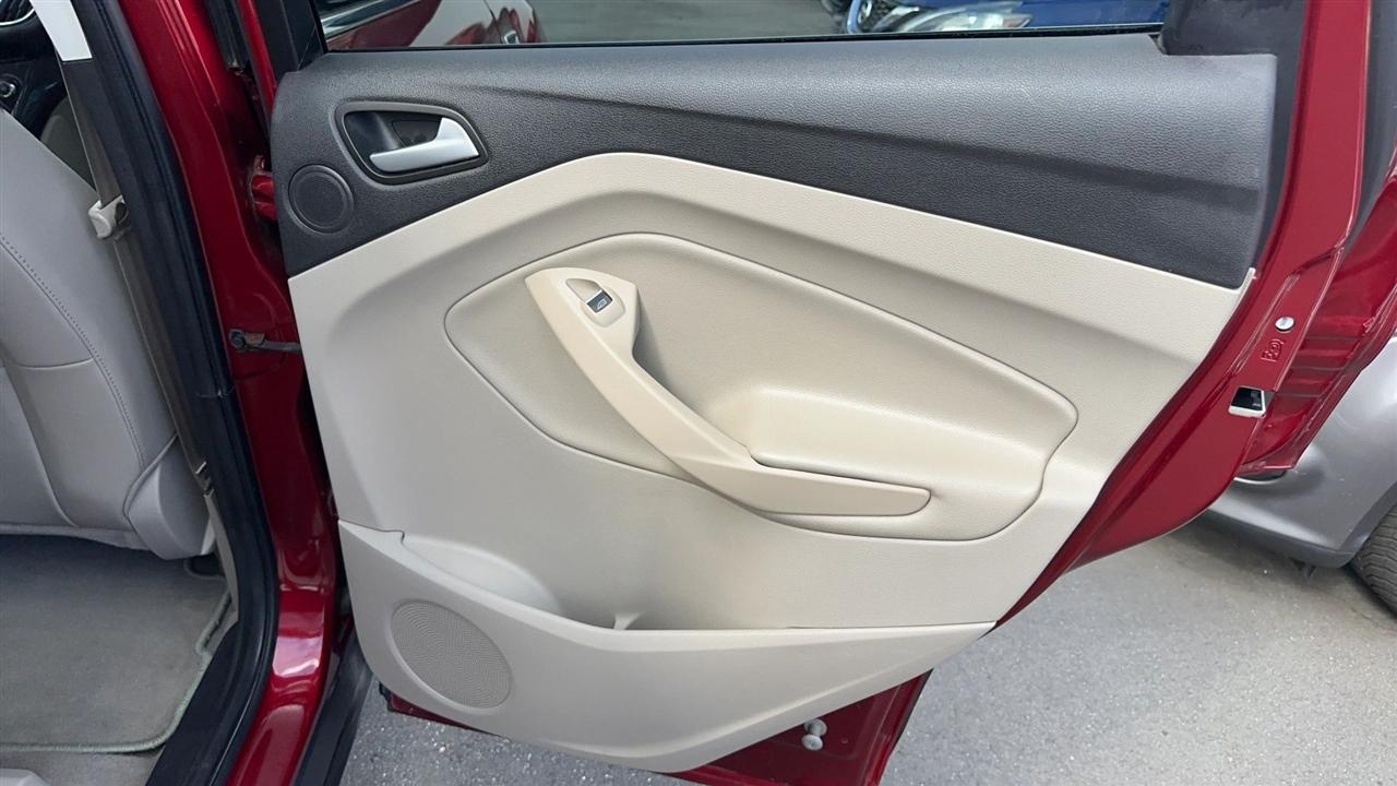 Ford Escape FWD 4dr Titanium 2016