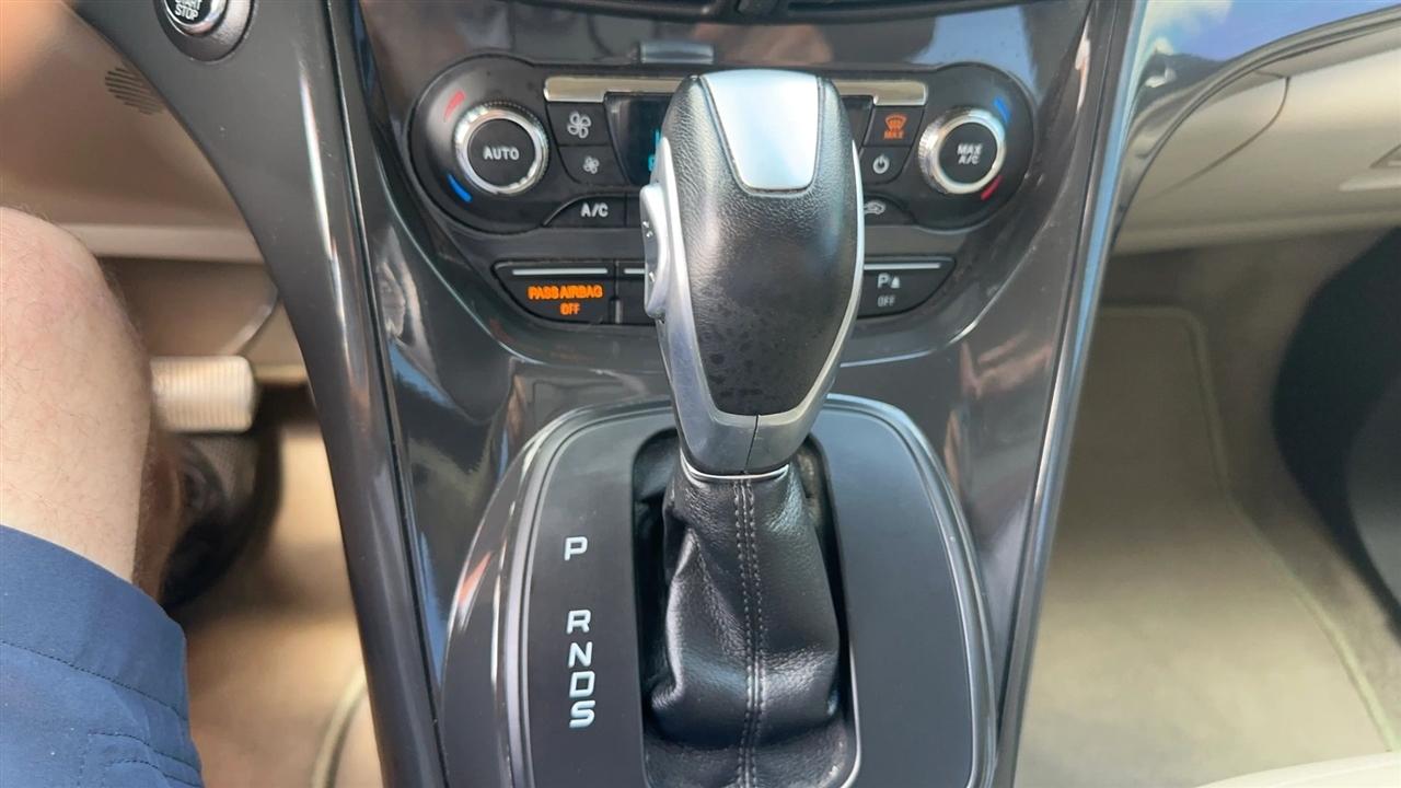 Ford Escape FWD 4dr Titanium 2016