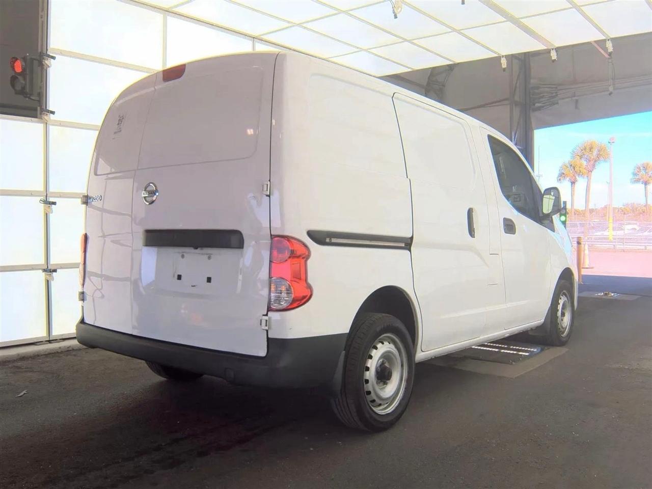 Nissan NV200 Compact Cargo I4 S 2020