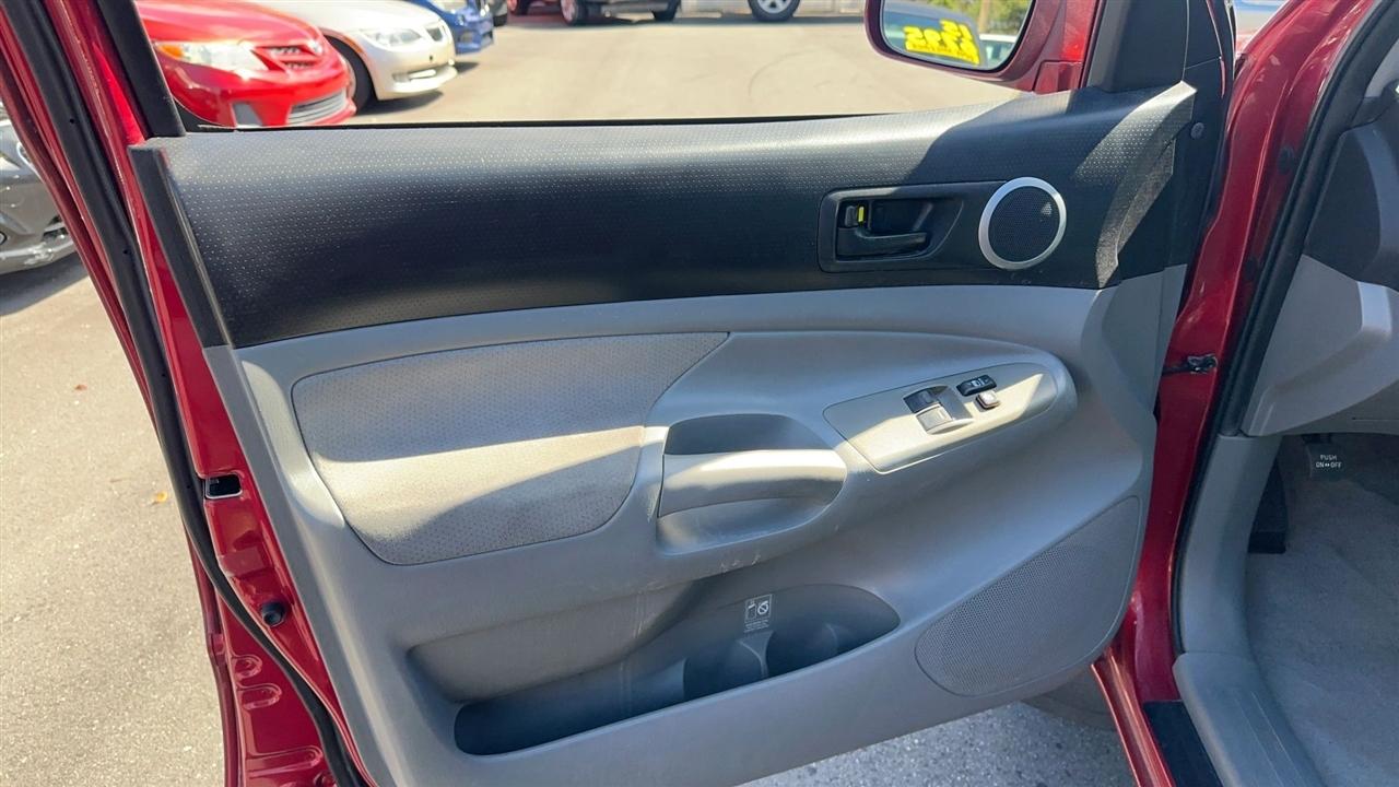 Toyota Tacoma 2WD Access I4 MT (Natl) 2008