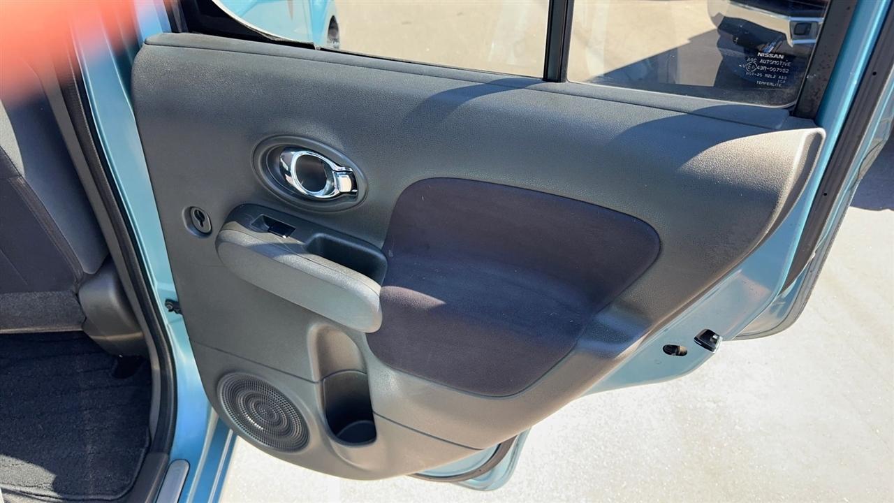 Nissan Cube 5dr Wgn I4 CVT 1.8 S 2009