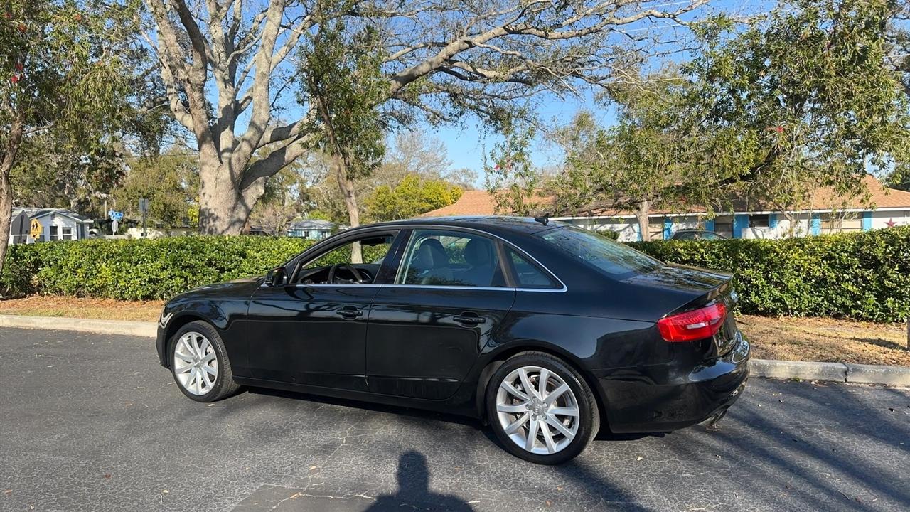 Audi A4 4dr Sdn Auto quattro 2.0T Premium Plus 2013