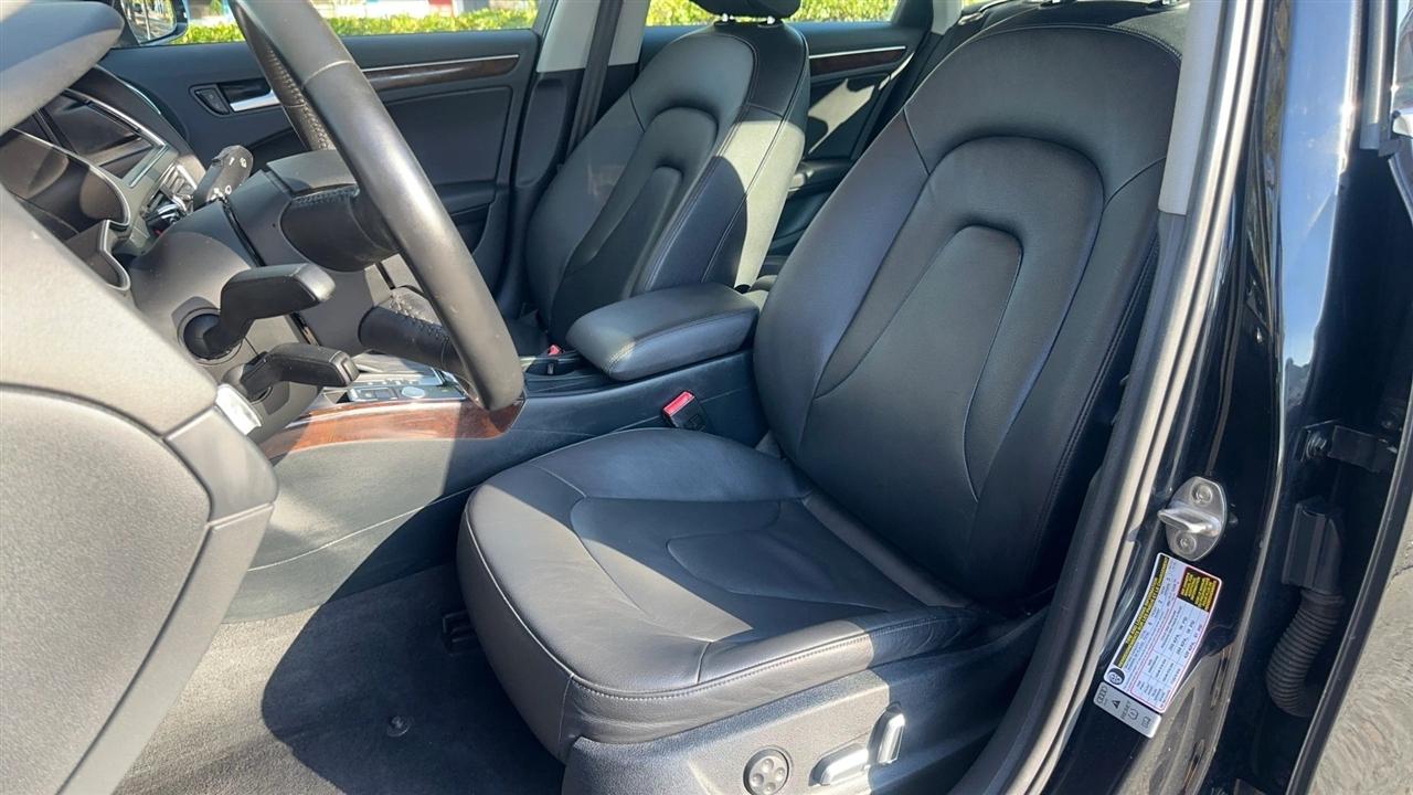 Audi A4 4dr Sdn Auto quattro 2.0T Premium Plus 2013