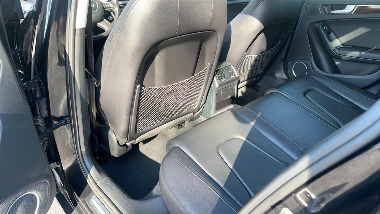 Audi A4 4dr Sdn Auto quattro 2.0T Premium Plus 2013