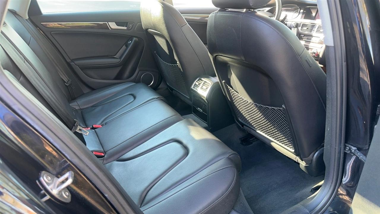 Audi A4 4dr Sdn Auto quattro 2.0T Premium Plus 2013